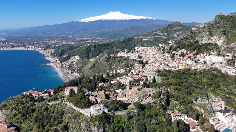 Taormina na pierwszy wyjazd na Sycylię – co zobaczyć, gdzie nocować i czy to dobra baza?